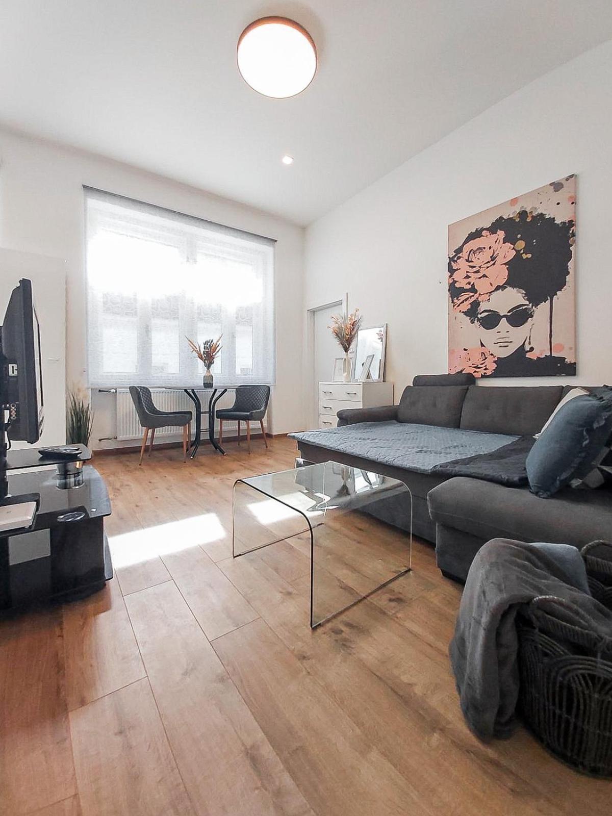 Hlavna Apartment II Кошице Экстерьер фото